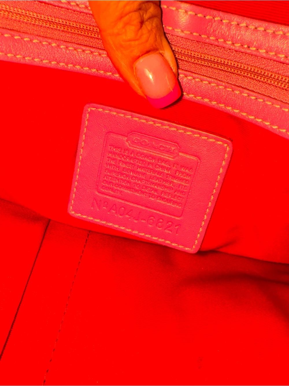 Coach Vintage Hampton Soho Scarce Color Pink & White Canvas w/ Tan Leather Trim - Picture 14 of 17